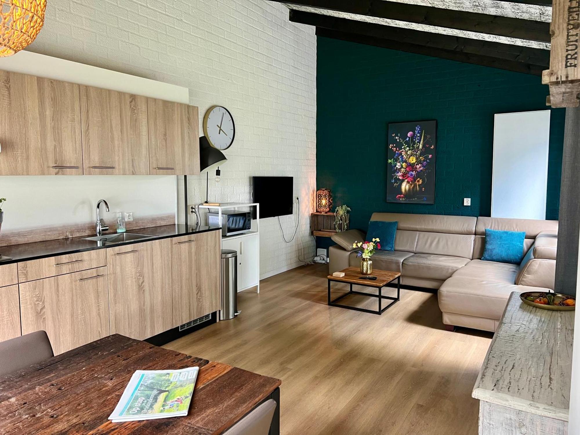 Gehele Bungalow Zuid-Limburg Op Een Park Simpelveld Exteriör bild